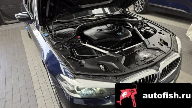 BMW 5-Series 5 Series (G30) 2019 года - вид 6