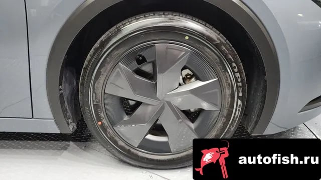 Toyota Prius Prius 5th Generation 2023 года - вид 5