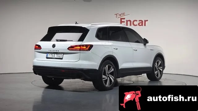 Volkswagen Touareg Tuareg 3rd generation 2020 года - вид 2