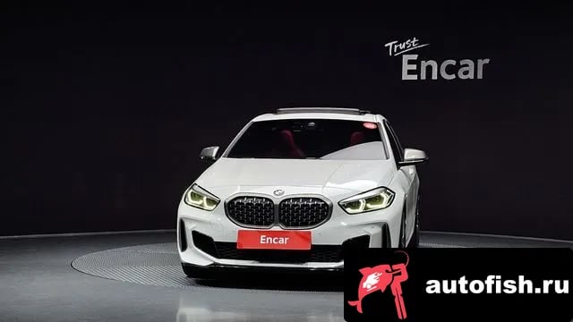 BMW 1-Series 1 Series (F40) 2022 года - вид 3