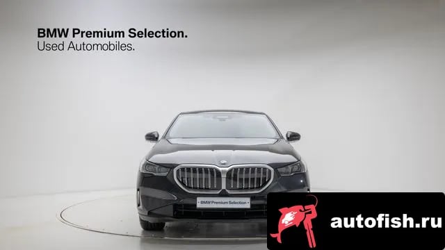 BMW 5-Series 5 Series (G60) 2025 года - вид 3
