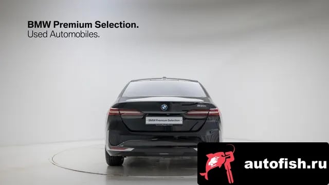 BMW 5-Series 5 Series (G60) 2025 года - вид 4