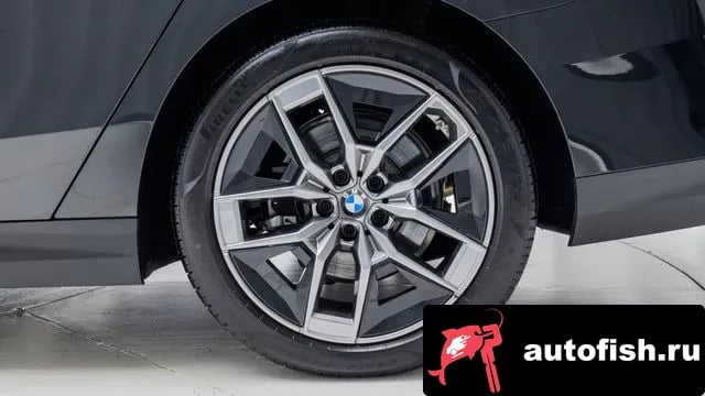 BMW 5-Series 5 Series (G60) 2025 года - вид 5