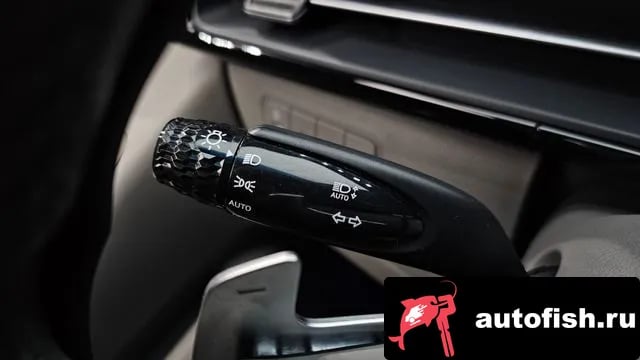 Hyundai Staria Staria 2023 года - похожие автомобили