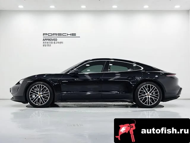 Porsche Taycan Taikan 2023 года - вид 6