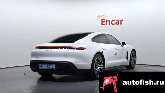 Porsche Taycan Taikan 2021 года - вид 2
