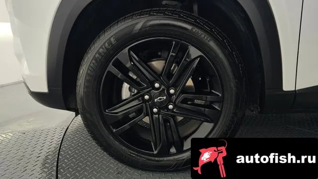 Chevrolet (GM Daewoo) Trax Trax Crossover 2024 года - вид 5