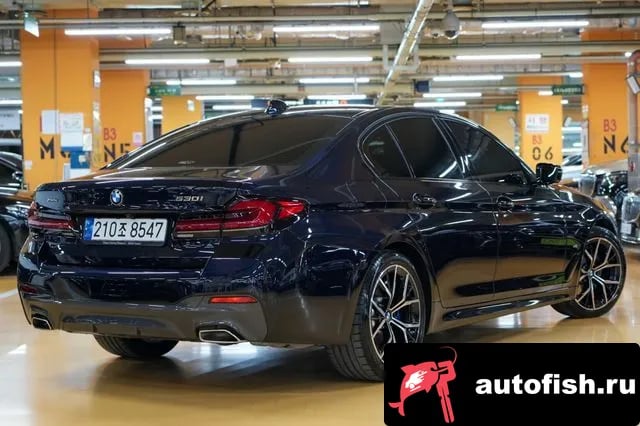 BMW 5-Series 5 Series (G30) 2022 года - вид 2