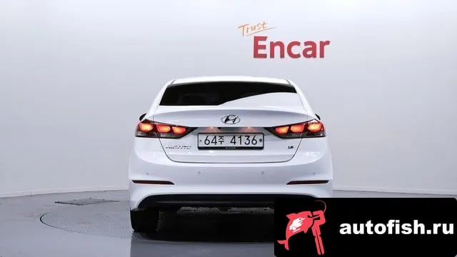 Hyundai AVANTE Avante AD 2018 года - вид 4