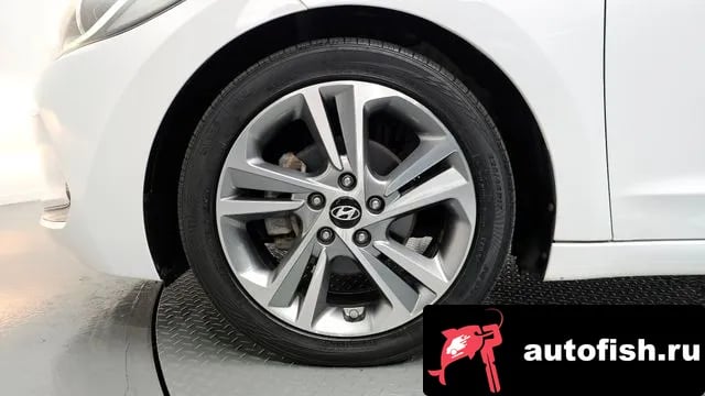 Hyundai AVANTE Avante AD 2018 года - похожие автомобили