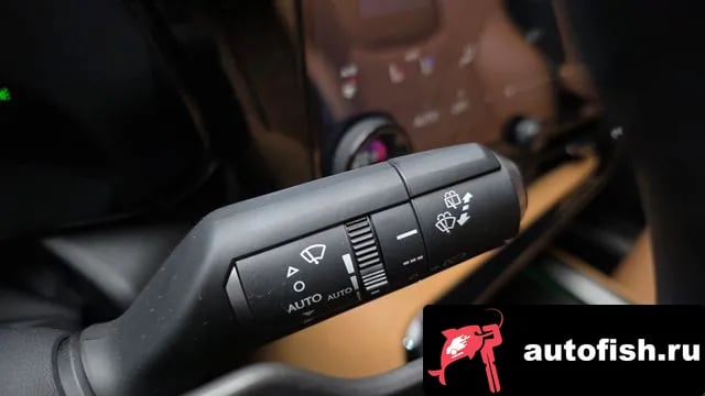 Lexus NX NX350h Second generation 2024 года - похожие автомобили