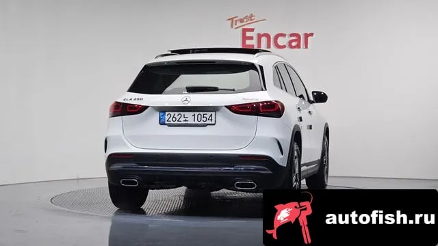Mercedes-Benz GLA-Class GLA - Class H247 2022 года - вид 4
