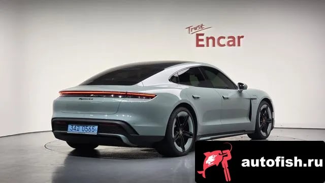 Porsche Taycan Taikan 2025 года - вид 1