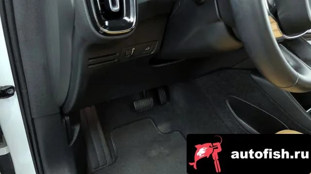 Volvo XC40 XC40 2021 года - похожие автомобили