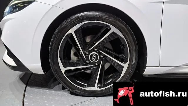 Hyundai AVANTE Avante (CN7) 2021 года - вид 5