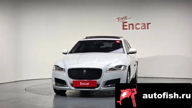 Jaguar XF XF (X260) 2018 года - похожие автомобили