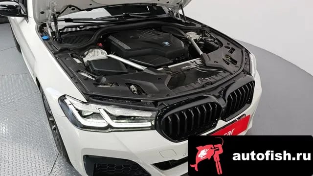 BMW 5-Series 5 Series (G30) 2023 года - вид 6