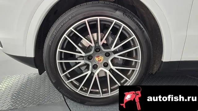 Porsche Cayenne Cayenne (PO536) 2021 года - похожие автомобили