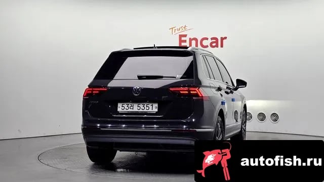 Volkswagen Tiguan Tiguan second Generation 2018 года - вид 4