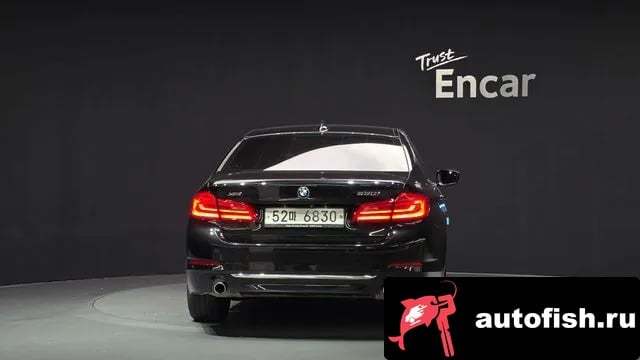 BMW 5-Series 5 Series (G30) 2018 года - вид 4