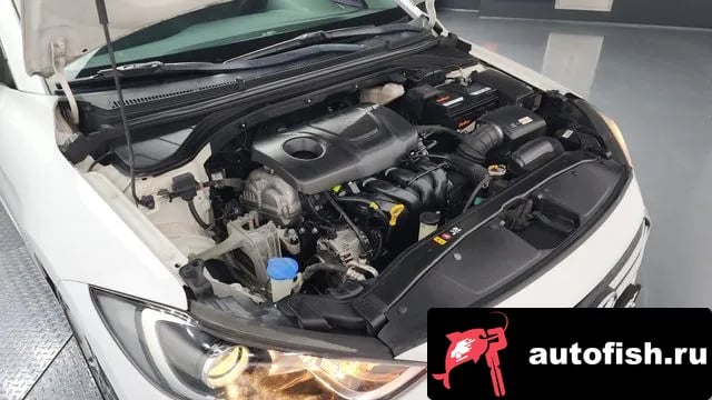 Hyundai AVANTE Avante AD 2018 года - вид 6