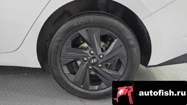 Hyundai AVANTE Avante (CN7) 2022 года - вид 5