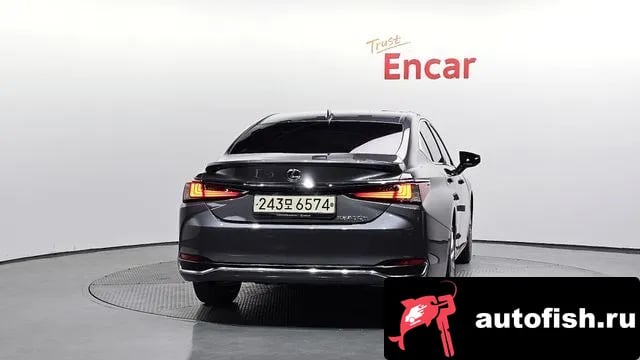 Lexus ES ES300h 7th generation 2023 года - вид 4