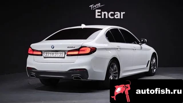 BMW 5-Series 5 Series (G30) 2019 года - вид 2
