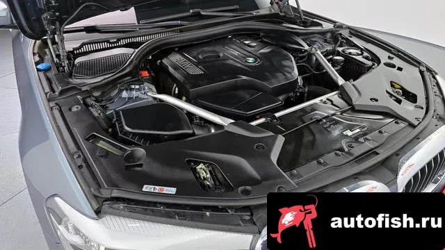 BMW 5-Series 5 Series (G30) 2018 года - вид 6