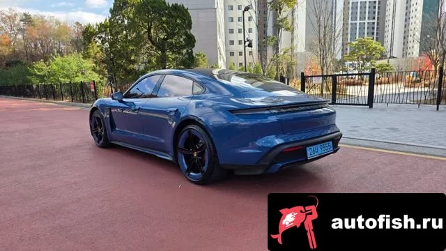 Porsche Taycan Taikan 2024 года - вид 2