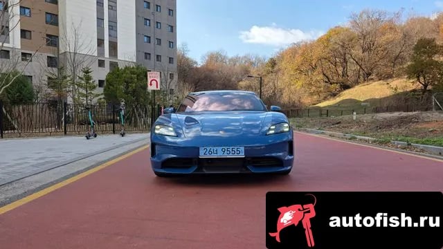 Porsche Taycan Taikan 2024 года - вид 3