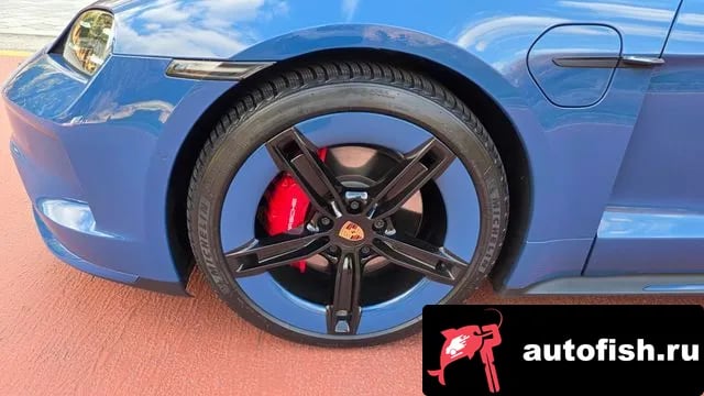 Porsche Taycan Taikan 2024 года - вид 6