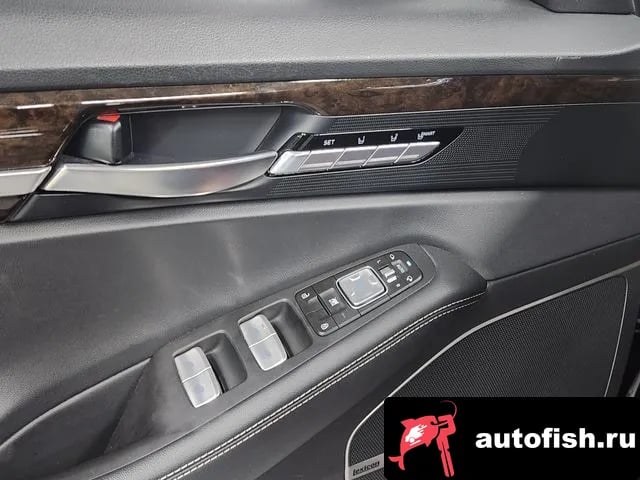 Genesis G90 G90 2019 года - похожие автомобили