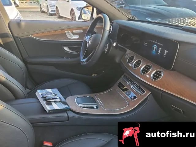 Mercedes-Benz E-Class E-Class W213 2022 года - похожие автомобили