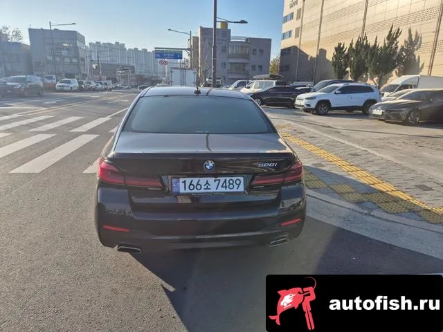 BMW 5-Series 5 Series (G30) 2021 года - вид 4