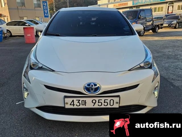 Toyota Prius Prius 4th Generation 2018 года - похожие автомобили
