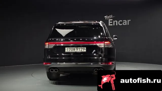 Lincoln Aviator Aviator 2nd generation 2020 года - вид 4