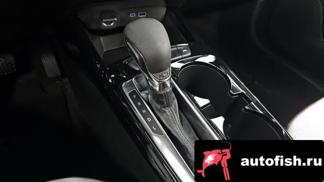 Chevrolet (GM Daewoo) Trax Trax Crossover 2024 года - похожие автомобили