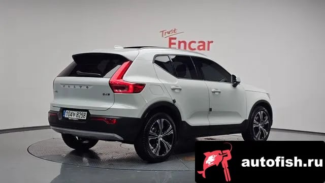 Volvo XC40 XC40 2020 года - вид 2