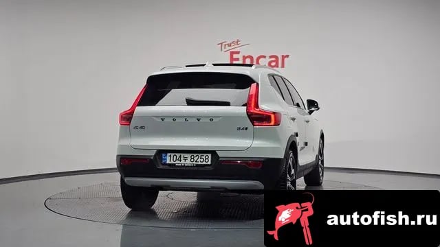 Volvo XC40 XC40 2020 года - вид 4