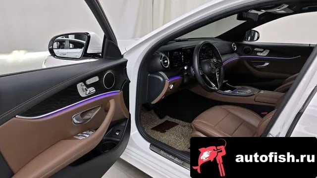 Mercedes-Benz E-Class E-Class W213 2022 года - похожие автомобили