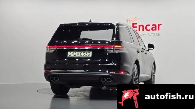 Lincoln Aviator Aviator 2nd generation 2020 года - вид 4