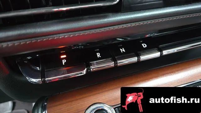 Lincoln Aviator Aviator 2nd generation 2020 года - похожие автомобили