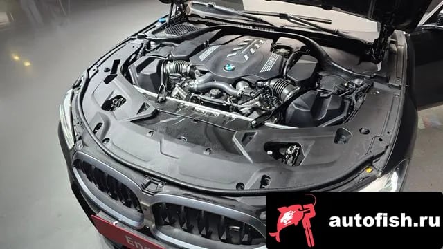 BMW 8-Series 8 Series (G15) 2024 года - вид 6