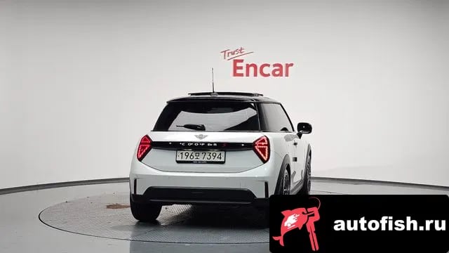 Mini Cooper Cooper S 4th Generation 2024 года - вид 3