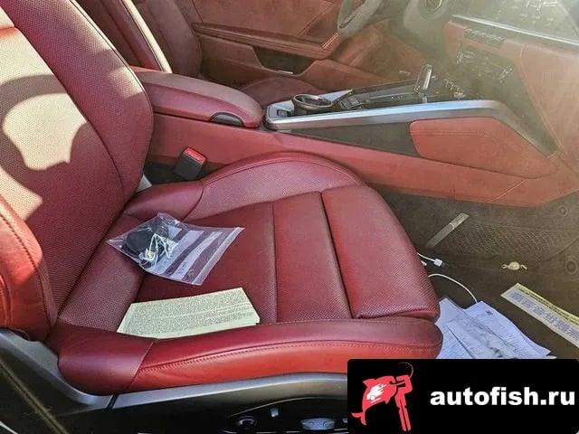 Porsche 911 911 (992) 2021 года - вид 5