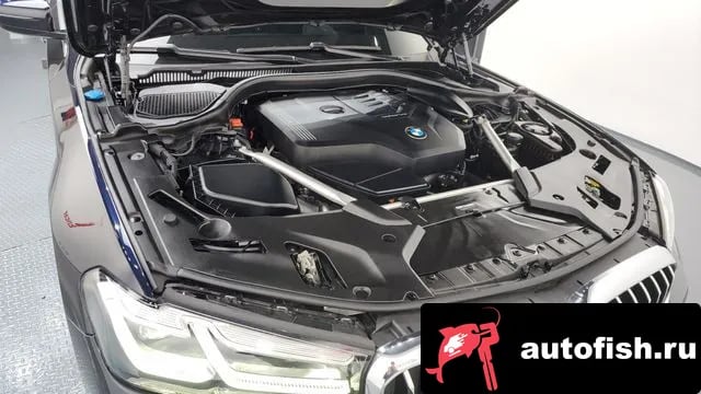 BMW 5-Series 5 Series (G30) 2022 года - вид 6