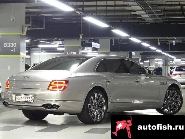 Bentley Flying Spur Flying Spur 3rd Generation 2024 года - вид 3