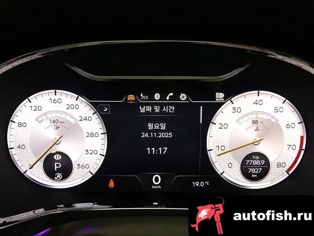 Bentley Flying Spur Flying Spur 3rd Generation 2024 года - вид 6