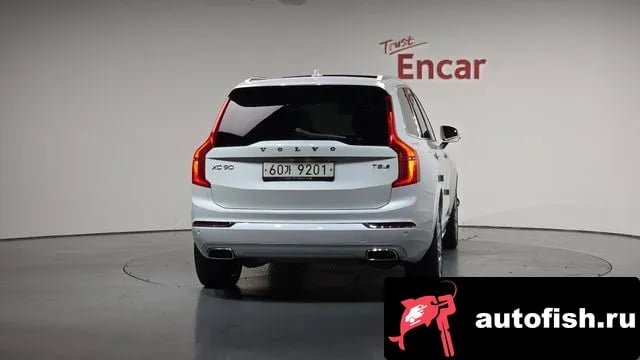 Volvo XC90 XC90 second Generation 2017 года - вид 4